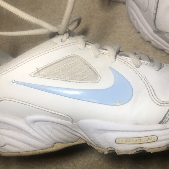 Nike View Three - Worn - Blue 💙🤍 - Picture 4 of 14